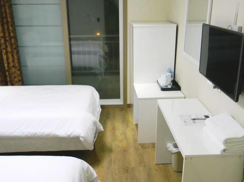 ג'גו Sims Hotel מראה חיצוני תמונה